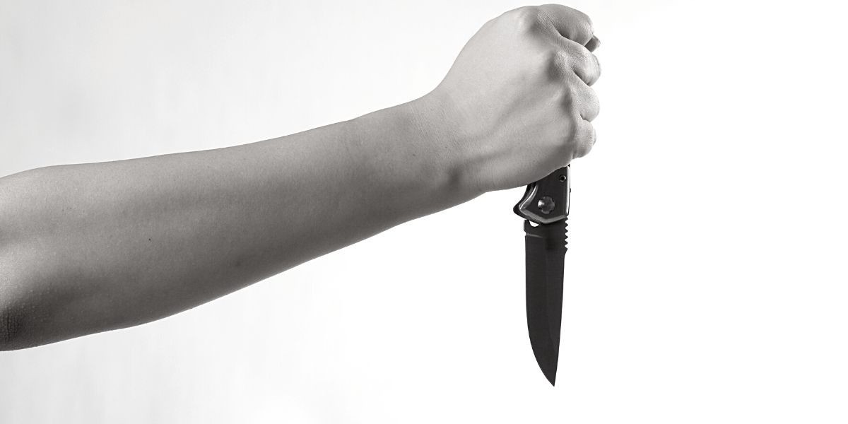 Pelean mujeres en bar de León; hay una 'navajeada'