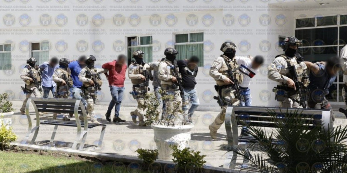 Hay detenidos por quema de autos en Celaya: Diego