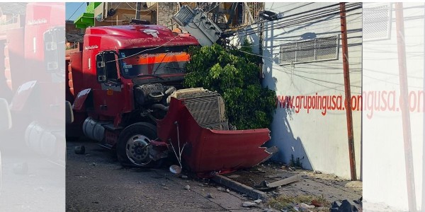 ¡'Tolvazo' en Los Olivos deja cinco lesionados!