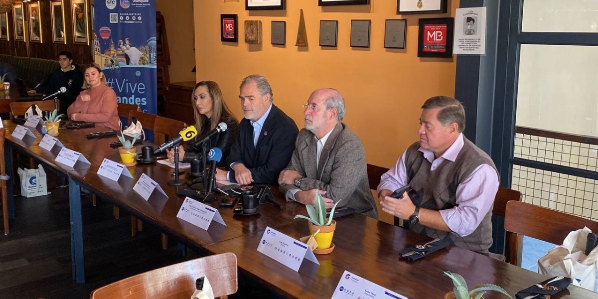 Respalda titular de Turismo aumento en cobro de uso de suelo para Airbnb en SMA