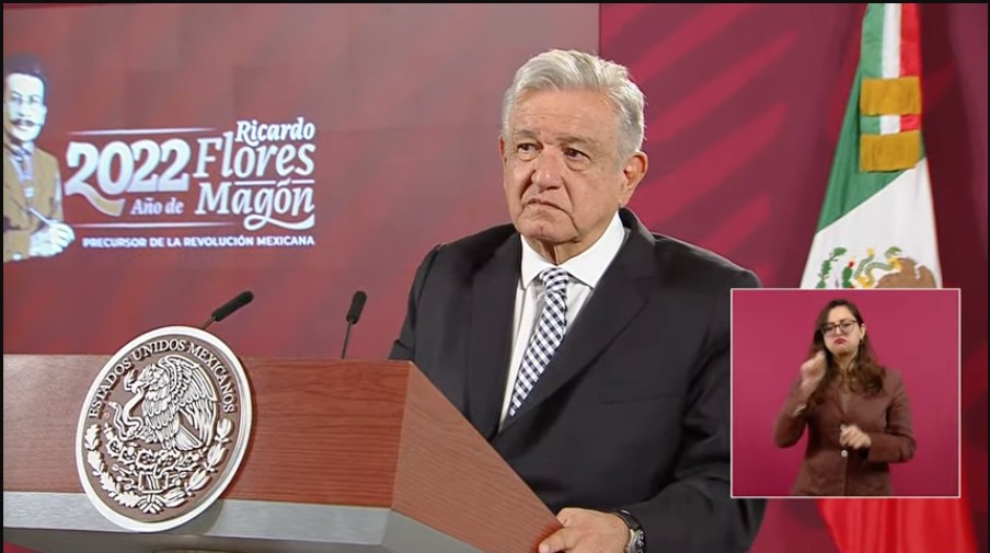 López Obrador invitó a Bad Bunny a dar concierto en el Zócalo de la CDMX