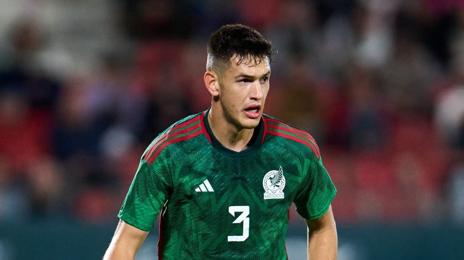 César Montes jugaría en El Espanyol