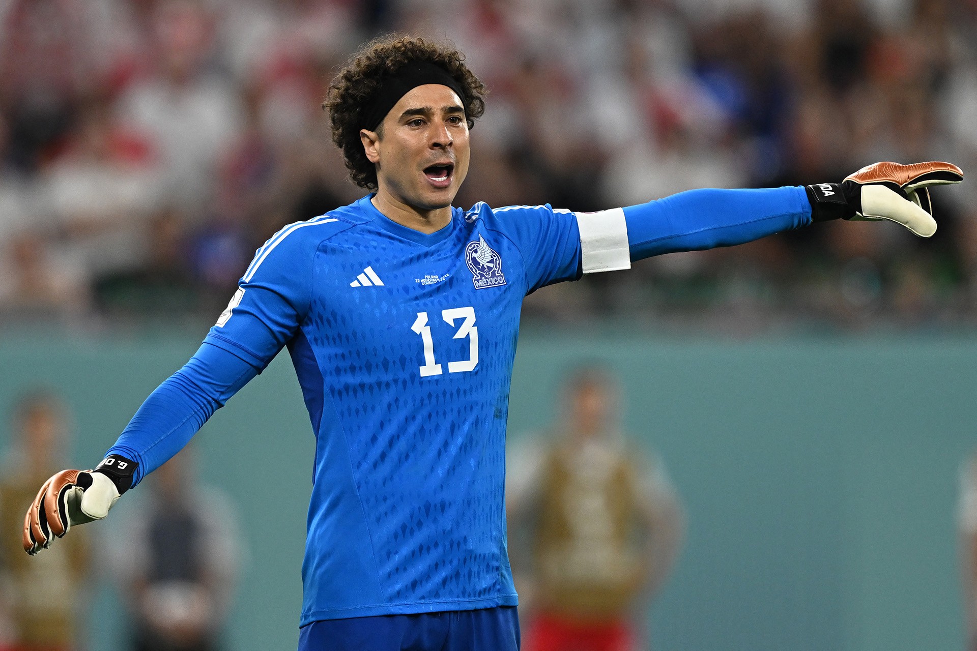 Memo Ochoa, cerca de regresar al futbol europeo