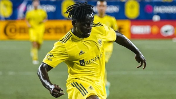 Ake Loba, cerca de regresar al futbol mexicano