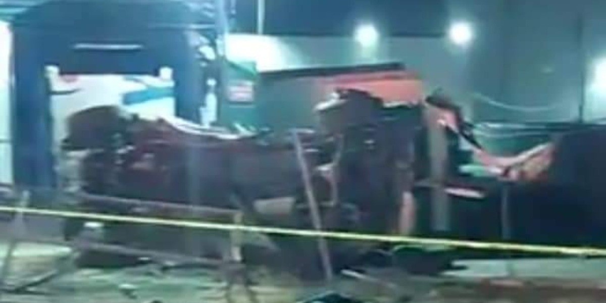 Fallecen un hombre y una mujer en volcadura en la León-Silao