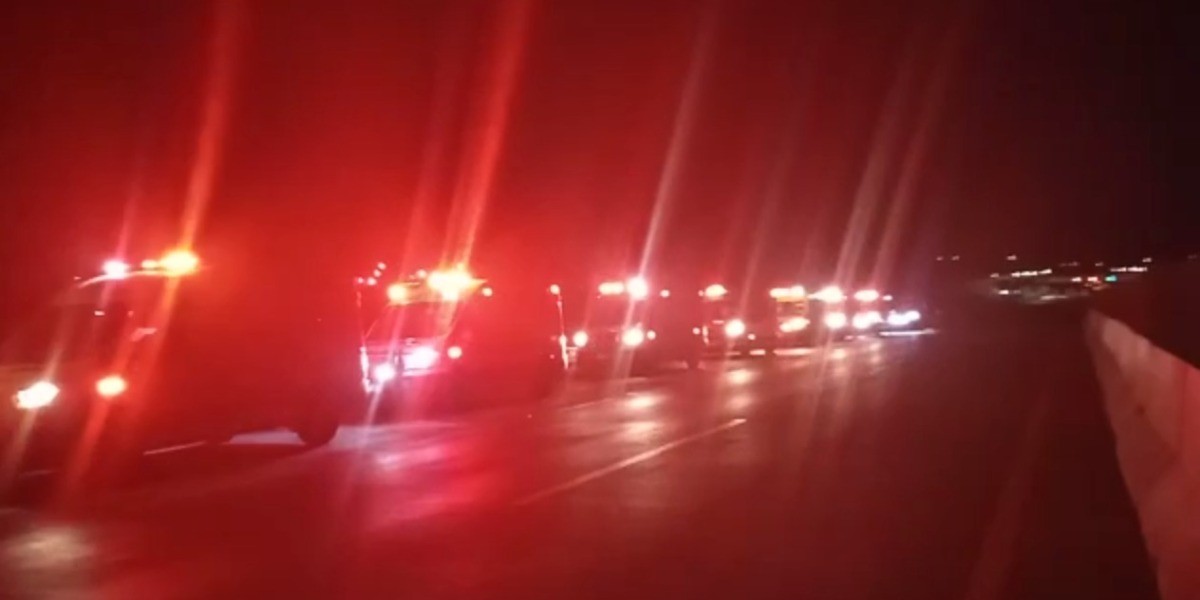 Llegan a León 10 lesionados en camionazo