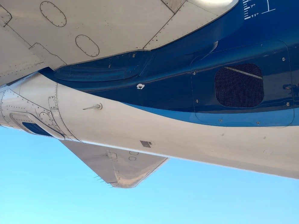 Atacan avión comercial tras captura de Ovidio Guzmán