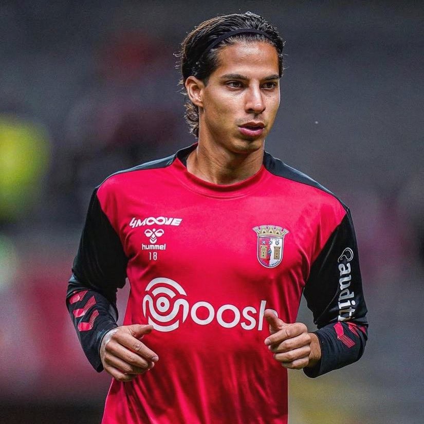 Braga no renovará a Diego Lainez