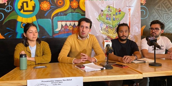 Presentan ciclistas amparo contra Municipio por favorecer a los automovilistas