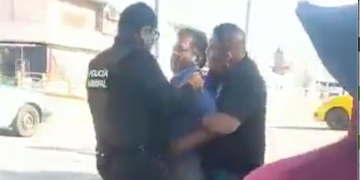 ¡Intentan quemar viva con gasolina a funcionaria de Oaxaca!