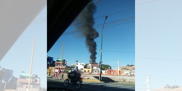 Arde casa en el bulevar Hidalgo