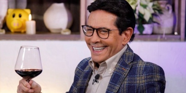 Hospitalizan a Pepillo Origel por problemas del corazón
