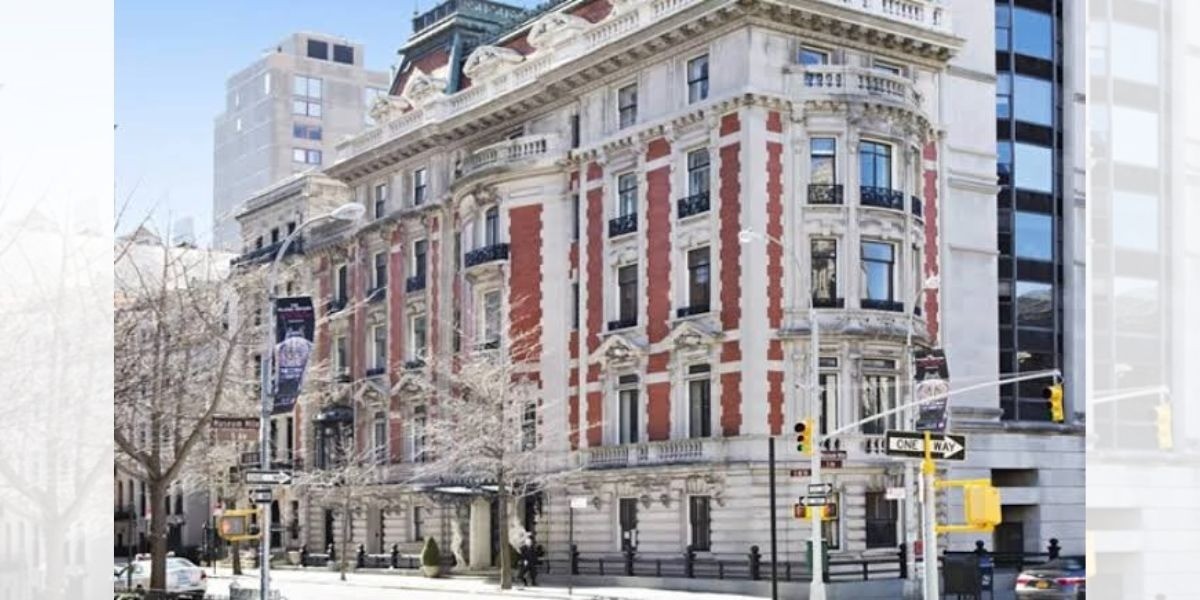 Carlos Slim pone a la venta su lujoso departamento de 80 millones de dólares