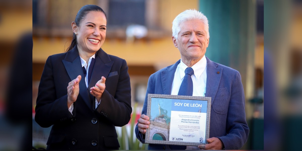Por su trayectoria, entregan reconocimiento ‘Soy de León’ al doctor Alejandro Macías