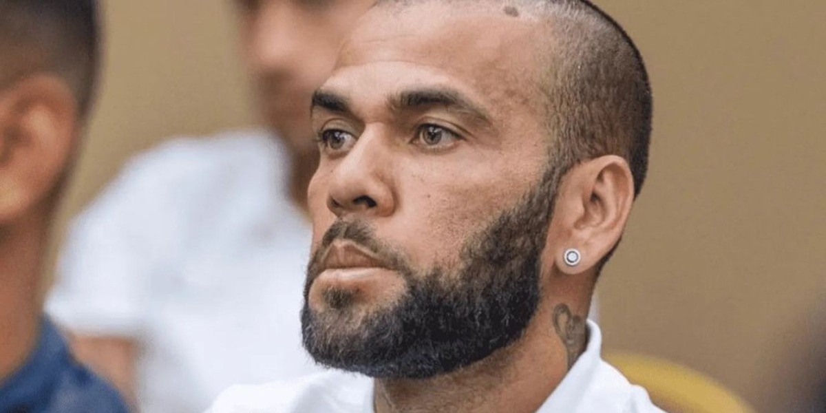 Le piden el divorcio a Dani Alves