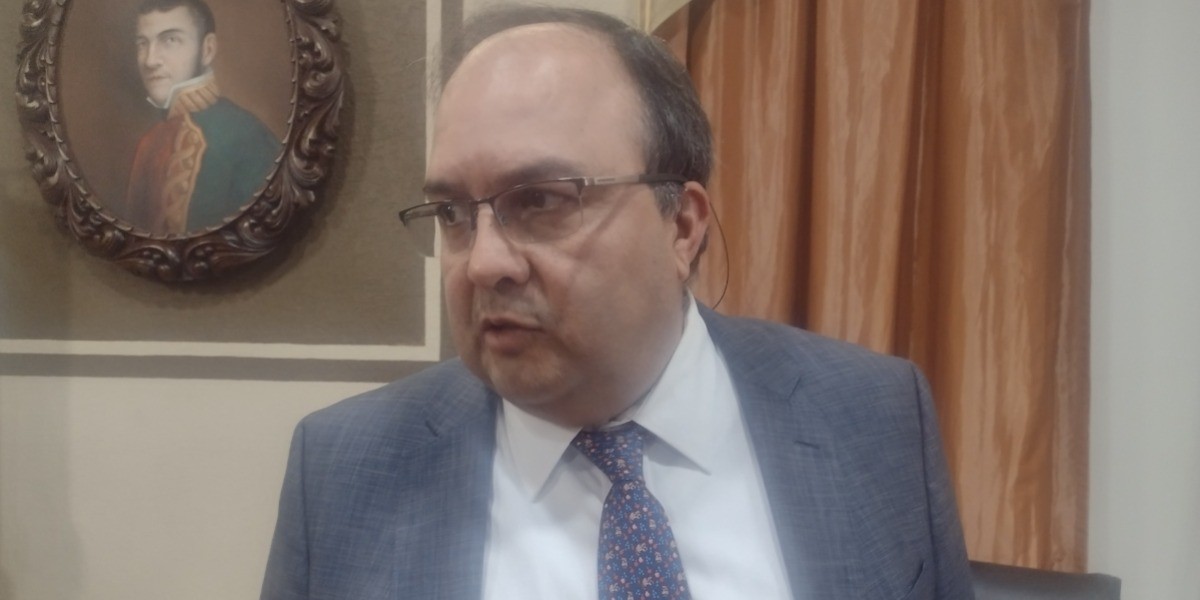 Buscan poner más límites a empresas proveedoras del Municipio