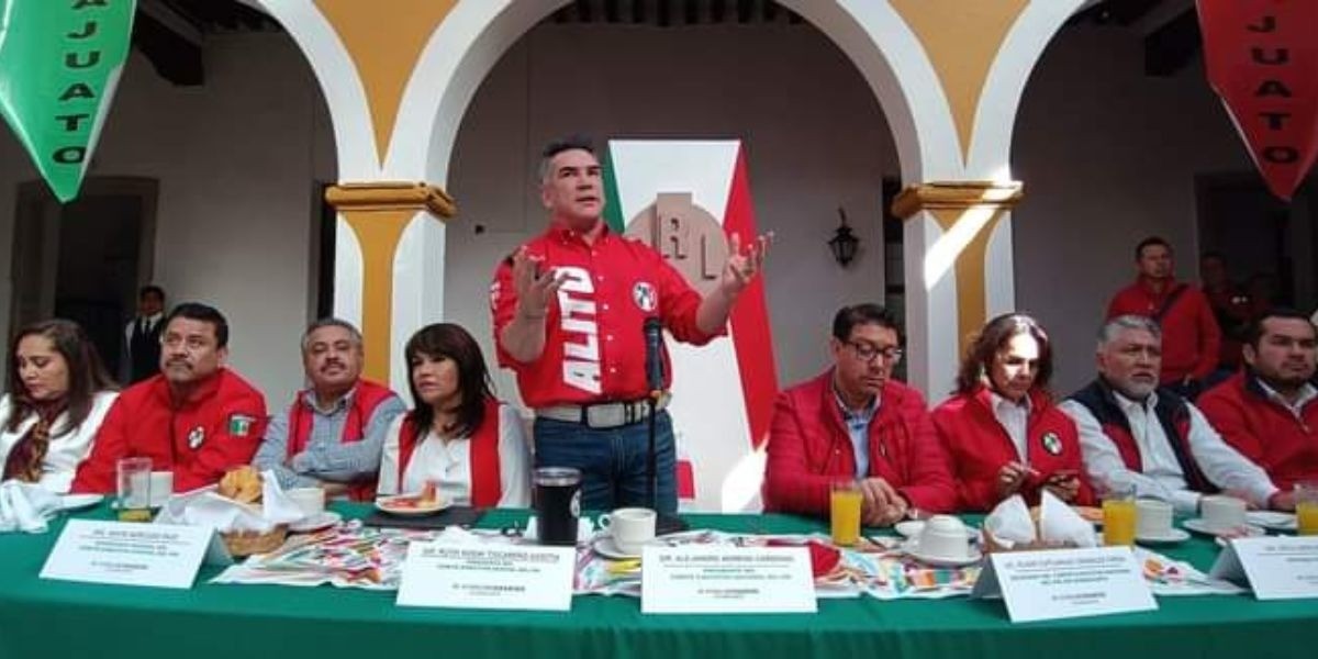 Quiere 'Alito' Moreno coalición total PRI-PAN en Guanajuato