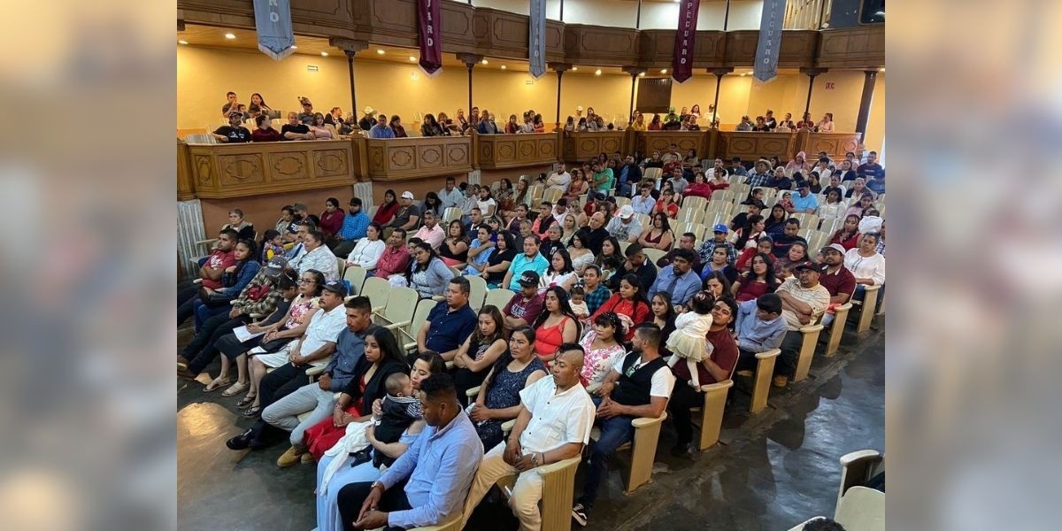 Se casan más de 360 personas en megabodas de Michoacán