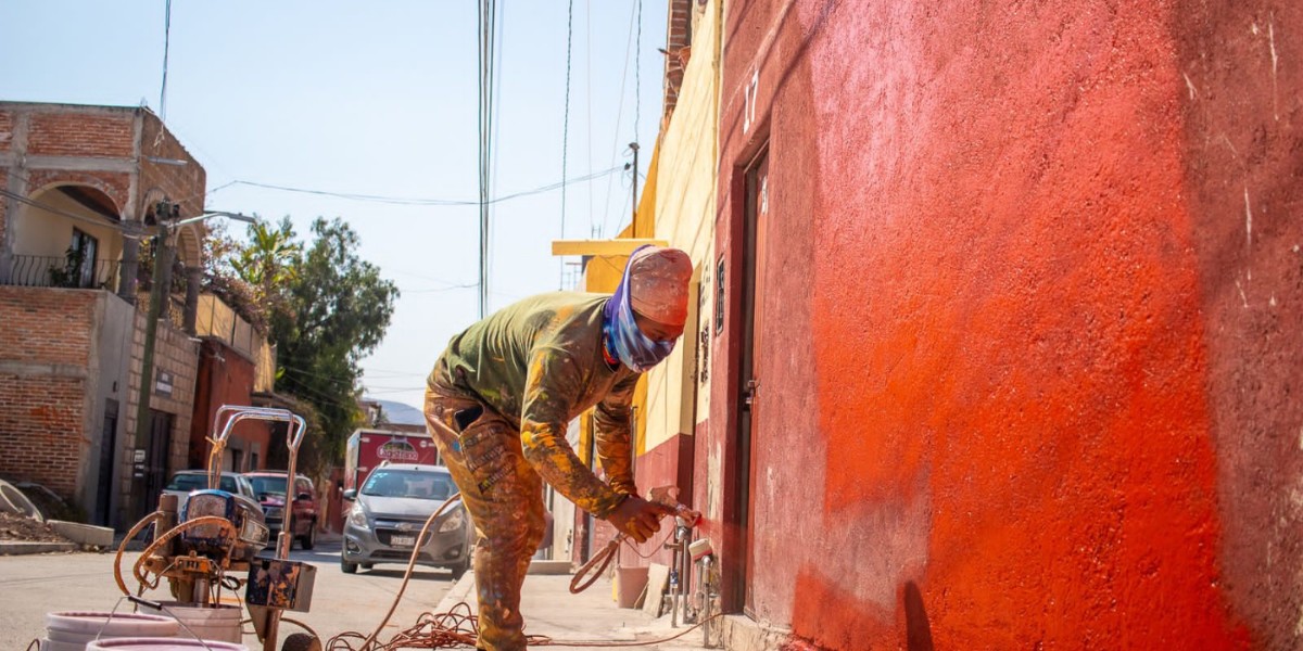 Programa del Municipio le pone color a las colonias de San Miguel de Allende