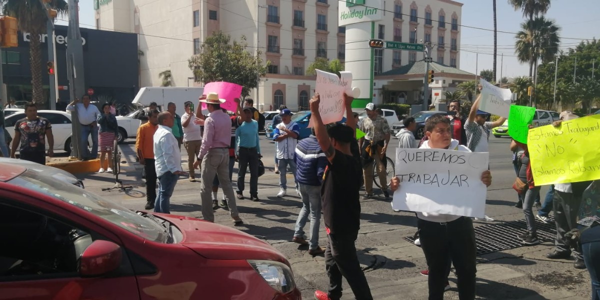 Comerciantes de Zona Piel se manifiestan tras ‘limpia’; piden los dejen trabajar