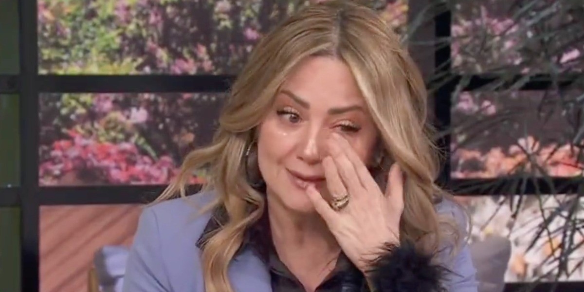 Video: Rompe en llanto Andrea Legarreta en “Hoy” tras su separación