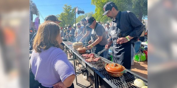 Hermosillo bate récord con la carne asada más grande del mundo