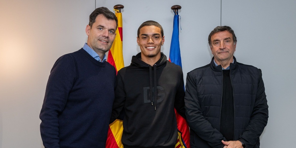 Barcelona ficha a hijo de Ronaldinho
