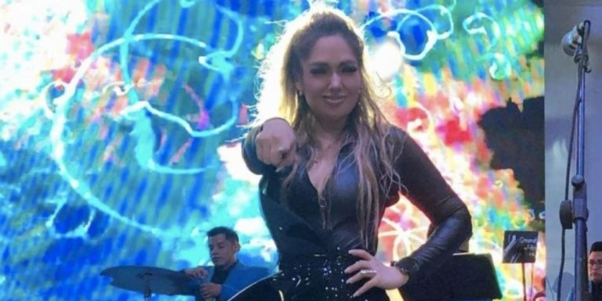 Acosan y agreden a Heidy Infante durante concierto