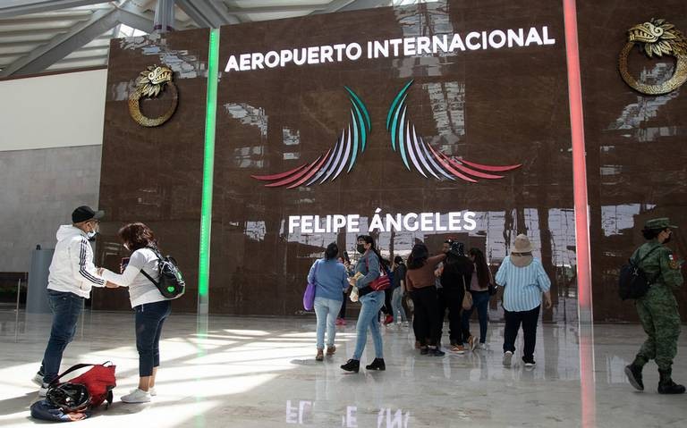 Vuelan 69 mil pasajeros más del Aeropuerto del Bajío que del Felipe Ángeles