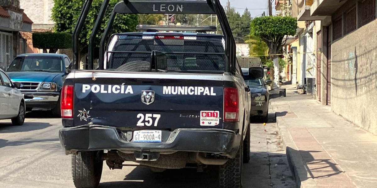 Localizan cadáver atado en Barranca de Venaderos, León
