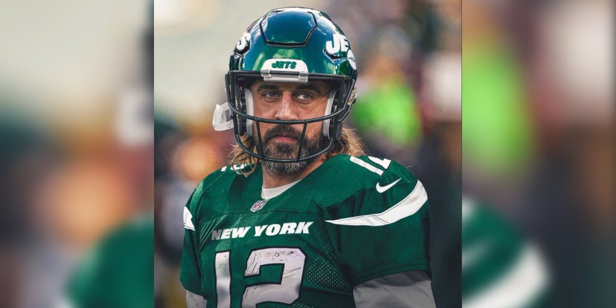 Aaron Rodgers llega a los Jets