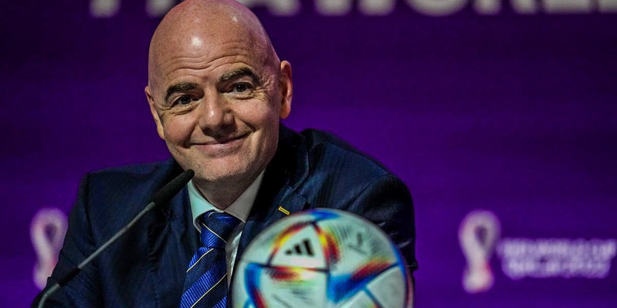 Infantino es reelegido como presidente de la FIFA hasta 2027