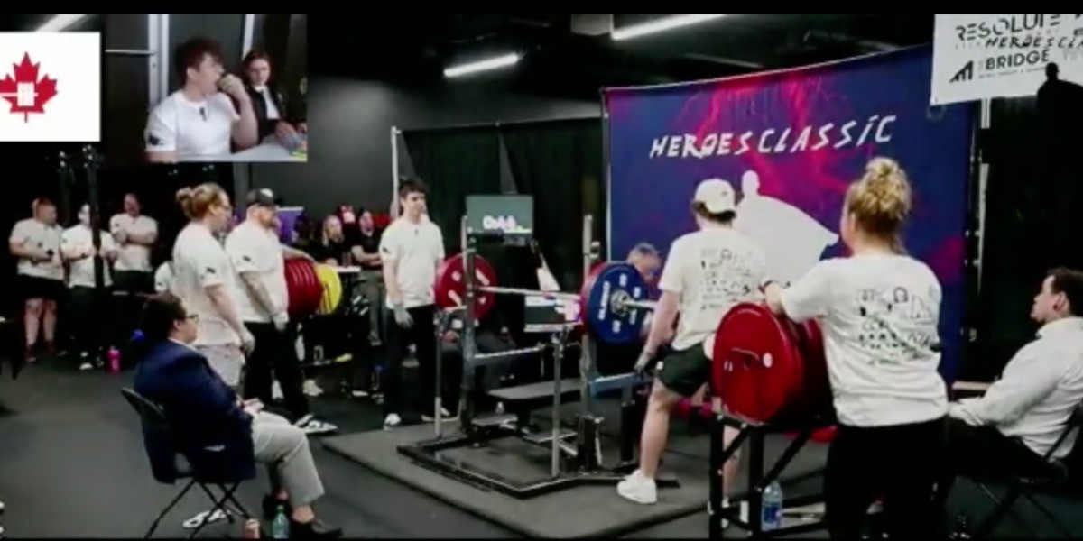 Polemizan por triunfo de levantador de pesas en competencia femenina 