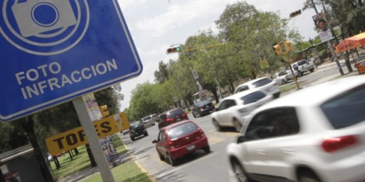 Fotomulta tendrá que aplicar hasta en autos con placas de otros estados