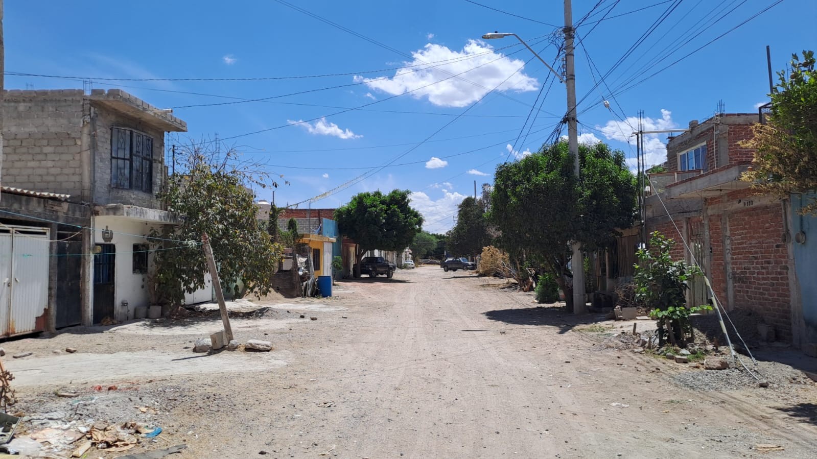 Asesinan a hombre afuera de su casa en la colonia Los Arrayanes