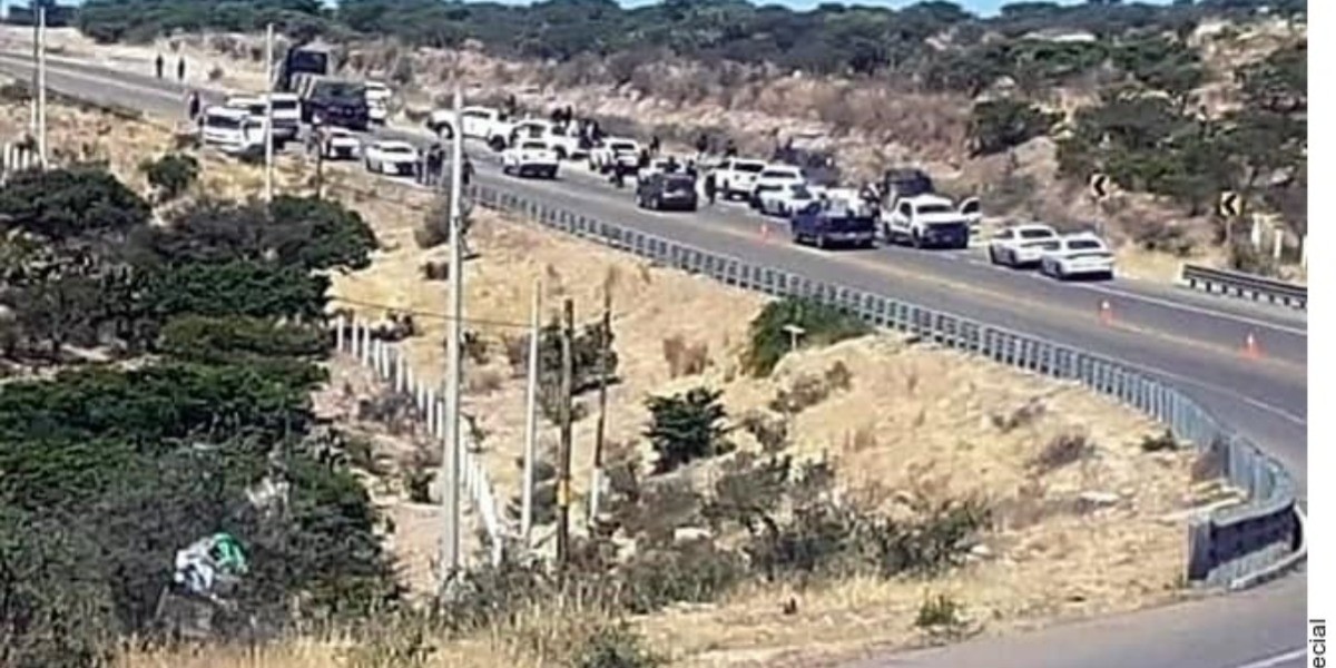 Abaten a ocho tras balacera con Policía en Zacatecas