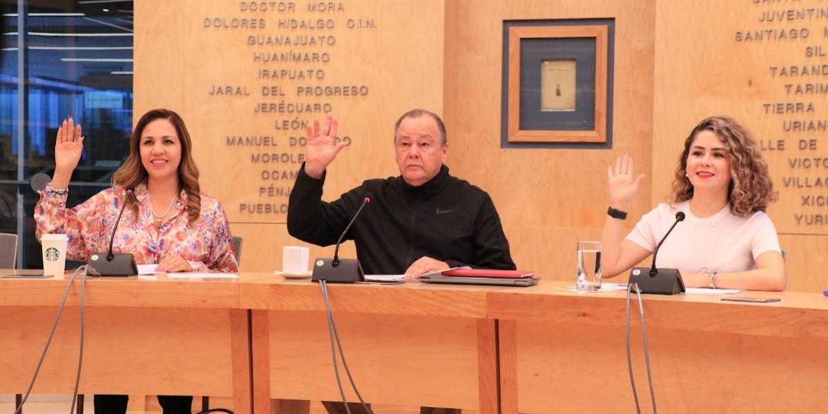 Rechazan diputados propuesta para reunirse con Vicente Esqueda a hablar del informe