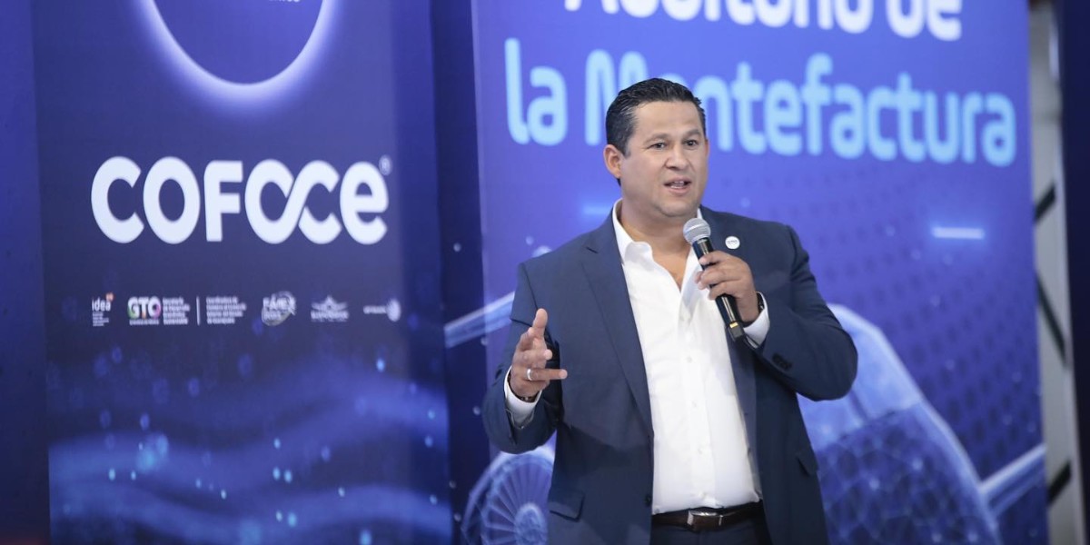 Invita Sinhue a empresarios a invertir en el sector aeroespacial en Guanajuato