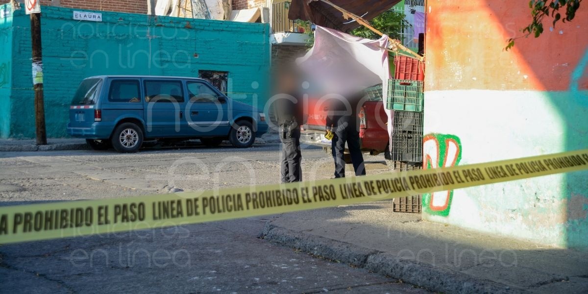 Balean a hermanos al salir de su casa en Peñitas