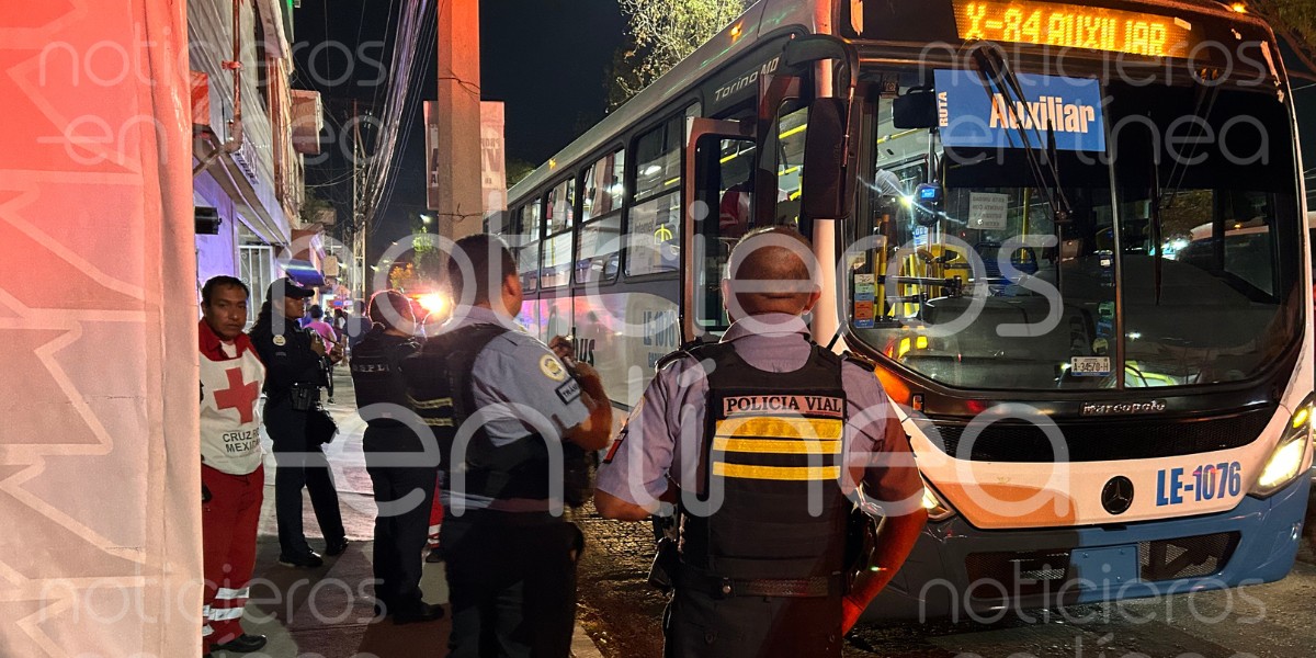 Conductor de camión urbano de León atropella a menor en bulevar Hilario Medina
