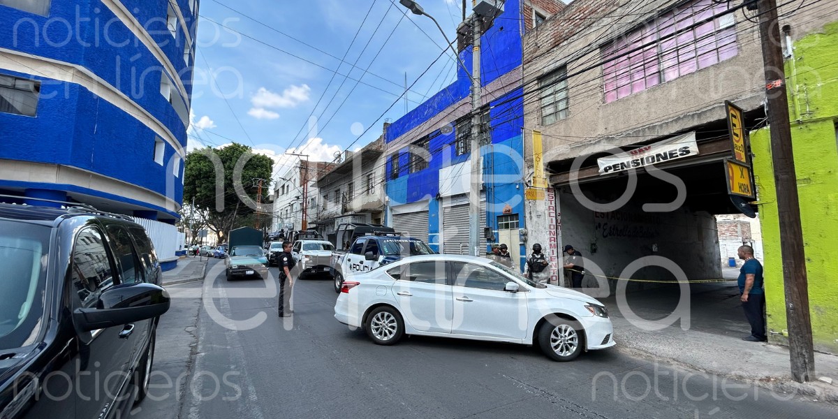 Asesinan a hombre en estacionamiento cerca del antiguo Hospital General