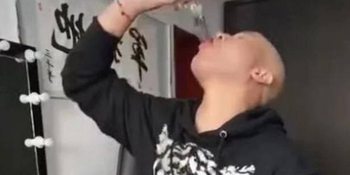 Influencer muere luego de beber varias botellas de licor