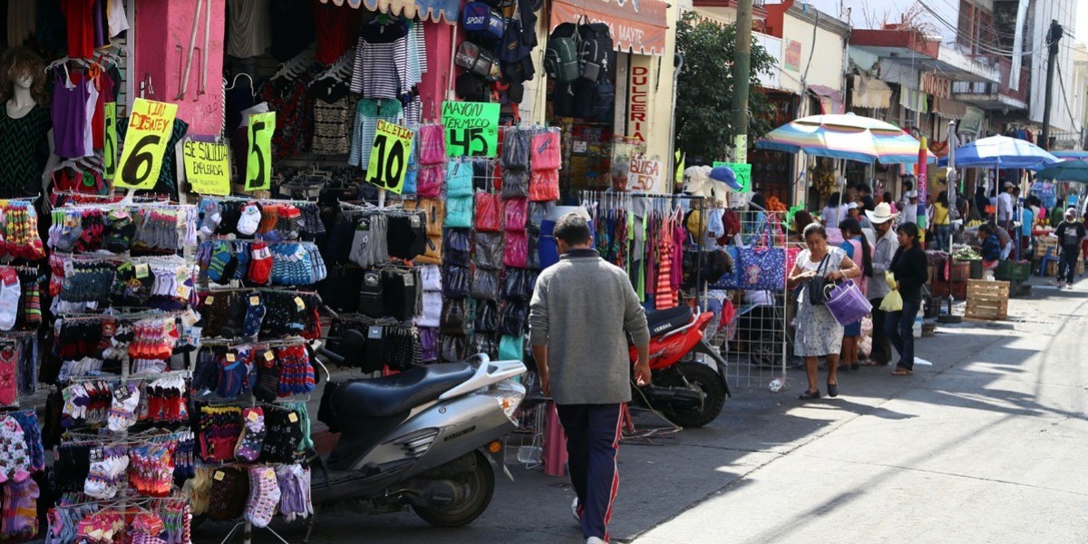 León: 47 de cada 100 trabajadores laboran en la informalidad