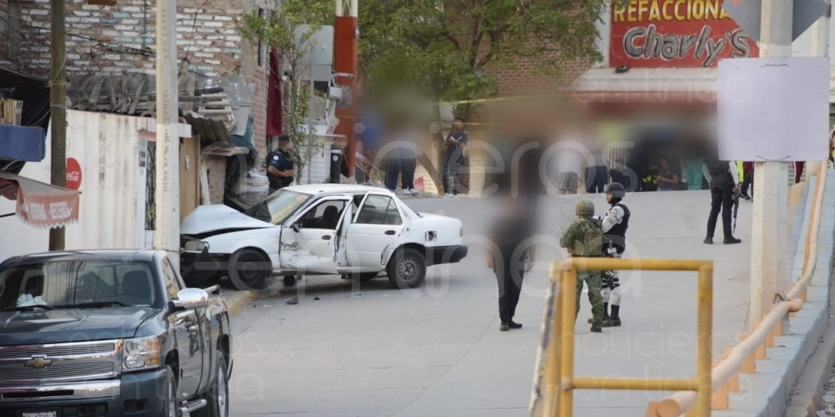 Operativo para encontrar a homicidas desata enfrentamiento a balazos entre civiles y policías