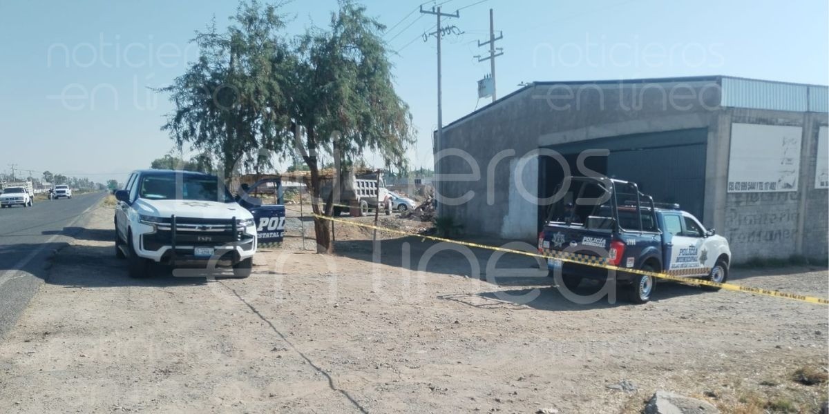 Rescatan a dos hombres maniatados y baleados en bodega de Silao 