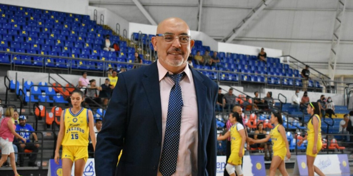 Carlos Gorosito deja de ser coach de Abejas de León Femenil
