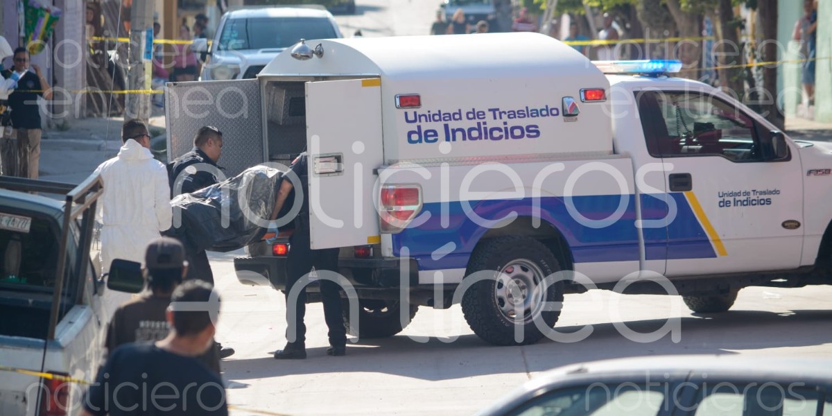 Abandonan el cadáver de una persona en Piletas, León