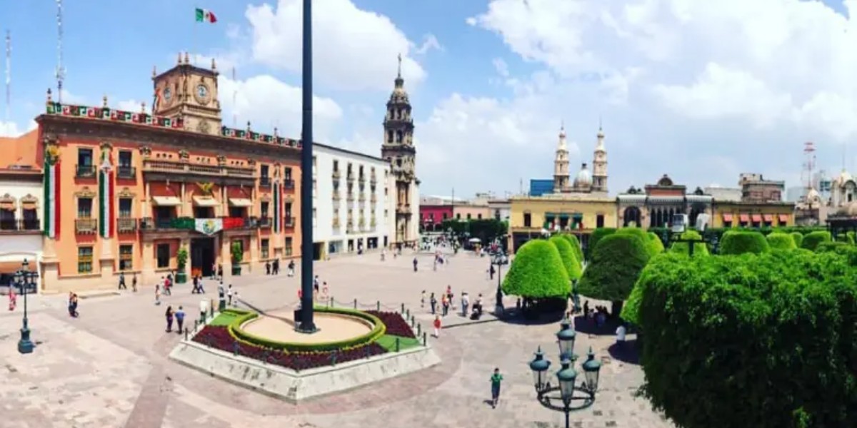 Se invertirán 7.3 mdp en señalética e identificación de las calles del Centro de León