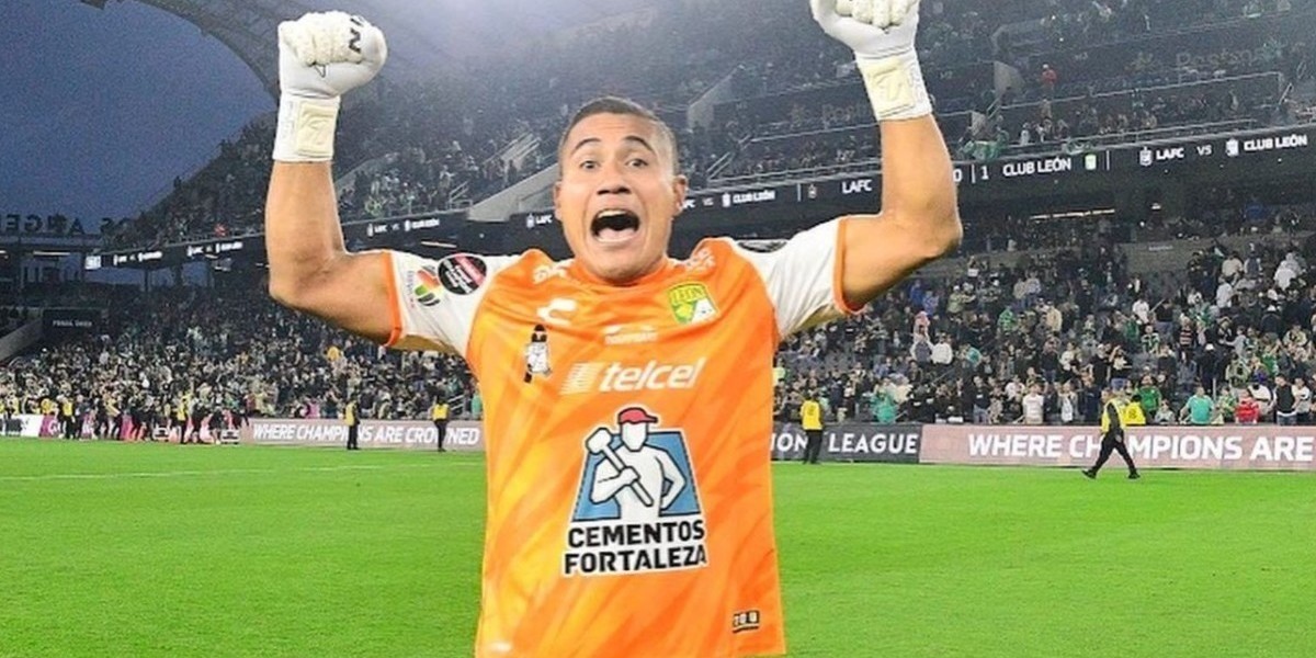 ‘Poncho’ Blanco se queda en León