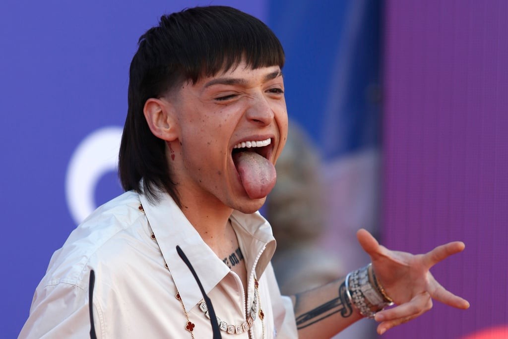 Peso Pluma revela que su voz no le agrada, pero podría ser la clave de su éxito